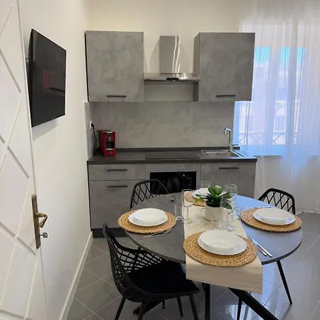 Testaccio Deluxe House Apartamento *